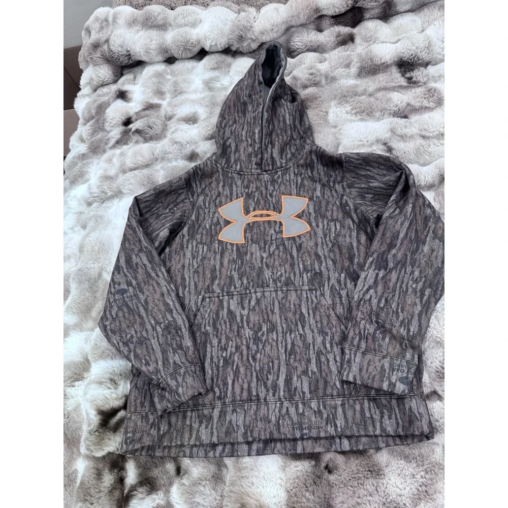 Under Armour Boys Camo Pullover Hooded Hoodie w/ Pockets Orange Logo L